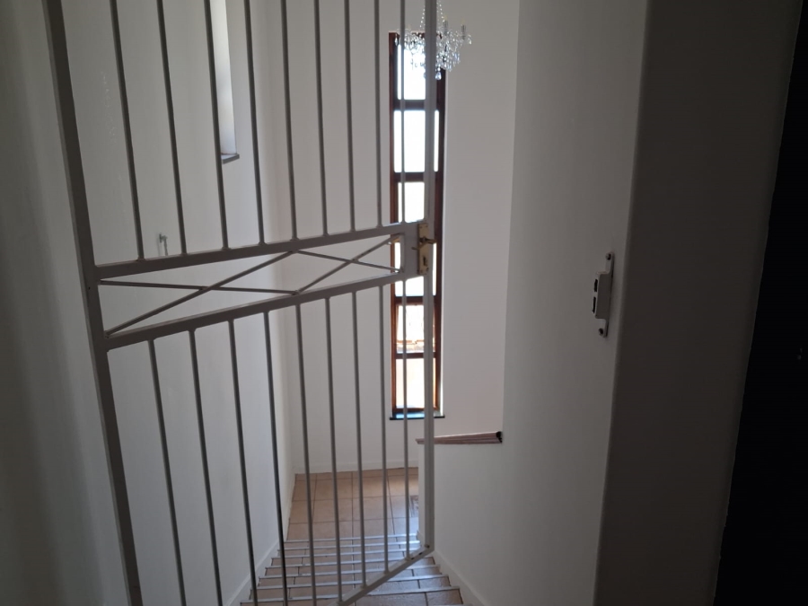 To Let 3 Bedroom Property for Rent in Selborne Eastern Cape